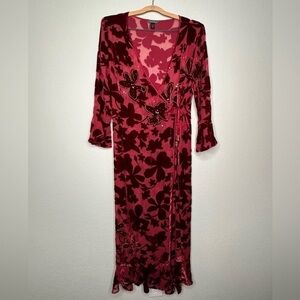 Soma Women's Silk Blend Red Wine Velvet Robe- Sz 0/1‎ (Small)